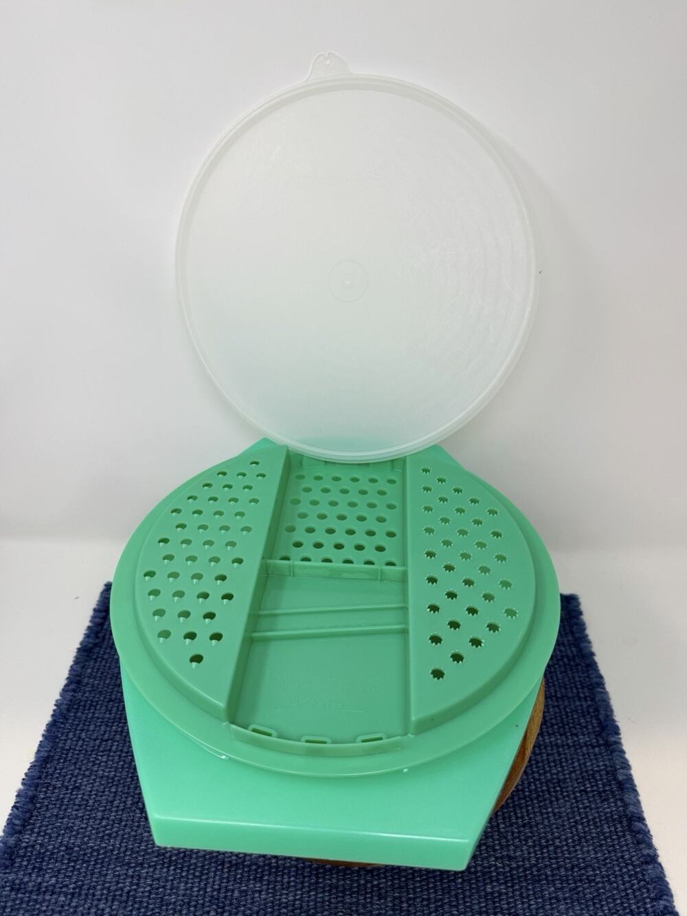 3 Piece Vintage Tupperware Jadeite Green Grater Shredder Slicer Bowl With Lid